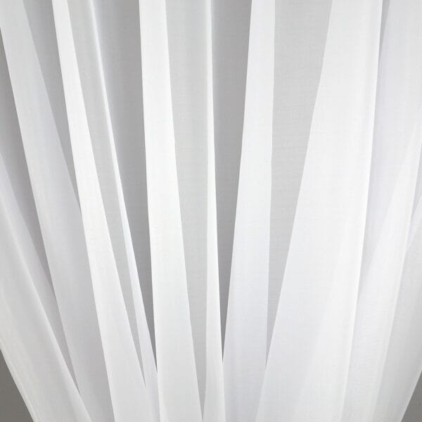 ŚNIEŻNOBIAŁA FIRANA NA TAŚMIE GOTOWA Z WOALU GŁADKA BIAŁA