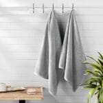 RĘCZNIK BAWEŁNIANY 50x100 CM PREMIUM 500G DWUPĘTELKOWY JASNY SZARY