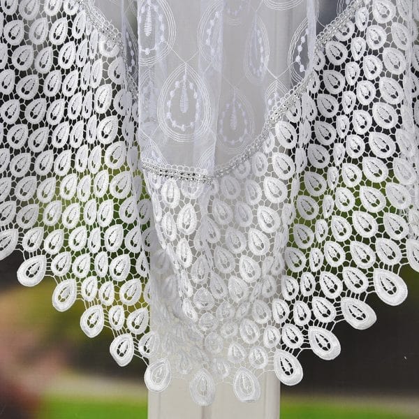 FIRANA GOTOWA Z HAFTEM ZDOBIONA GIPIURĄ W KWIATY 300X100 CM