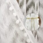 KOMPLET DWÓCH FIRAN ŻAKARDOWYCH Z POMPONIKAMI 140X250 CM