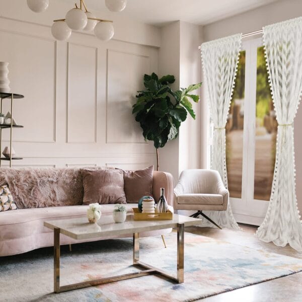 KOMPLET DWÓCH FIRAN ŻAKARDOWYCH Z POMPONIKAMI 140X250 CM