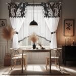 ZESTAW DEKORACYJNY Z ZASŁONAMI WELUROWYMI OZDOBIONY POMPONIKAMI 300X155 CM