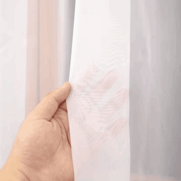 Firana na przelotkach z woalu 145x200 cm FALA