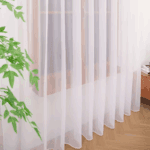 Firana na przelotkach z woalu 145x200 cm FALA
