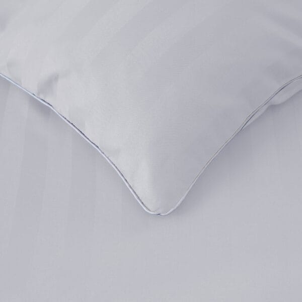 Pościel adamaszek 200x220 cm jasnoszara zestaw z 2 poszewkami ADAM