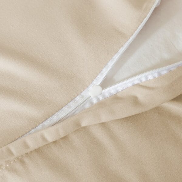 Pościel z falbanką 160×200 cm beżowa zestaw z 2 poszewkami LULA