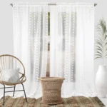 Firana sable z pomponikami 145×250 cm na taśmie KROPKA