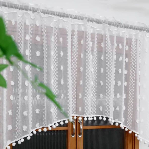 Firana sable w łuk 200x105 cm z pomponikami na taśmie LUNA