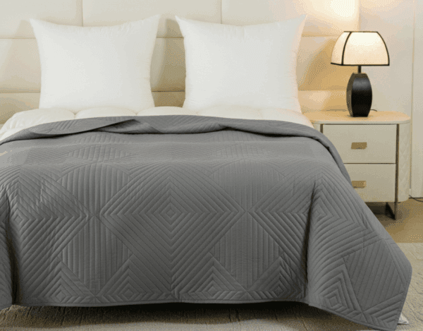 Narzuta na łóżko 200x220 cm jasnoszara pikowana dwustronna MILA