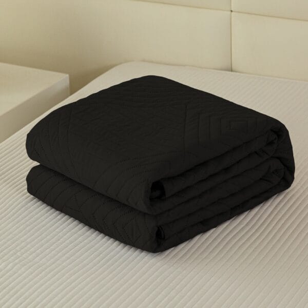 Narzuta na łóżko 200×220 cm czarna pikowana dwustronna MILA
