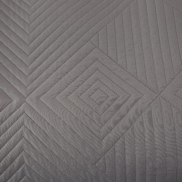 Narzuta na łóżko 200x220 cm jasnoszara pikowana dwustronna MILA